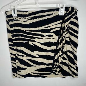 Free People Zebra print mini skirt with zipper and ruffle detail Size 10